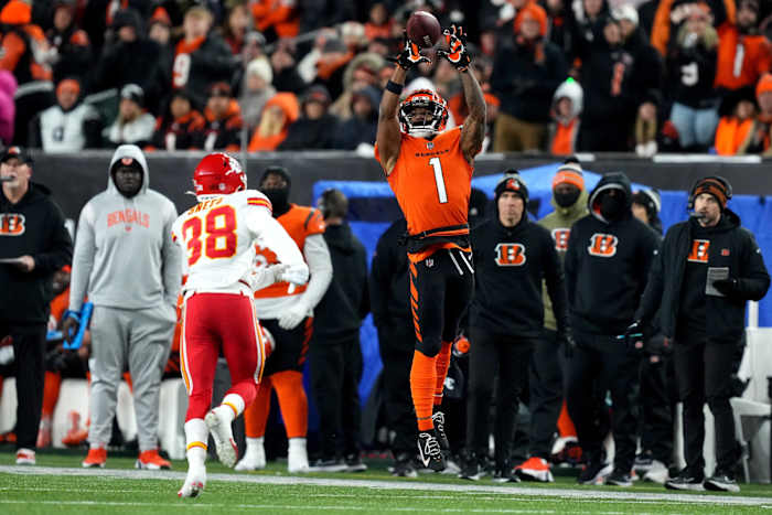 Dec 4, 2022; Cincinnati, Ohio, USA; Cincinnati Bengals wide receiver Ja'Marr Chase (1) catches a pass along the sideline as Kansas City Chiefs cornerback L'Jarius Sneed (38) defends in the third quarter of a Week 13 NFL game at Paycor Stadium. Mandatory Credit: Kareem Elgazzar-USA TODAY Sports